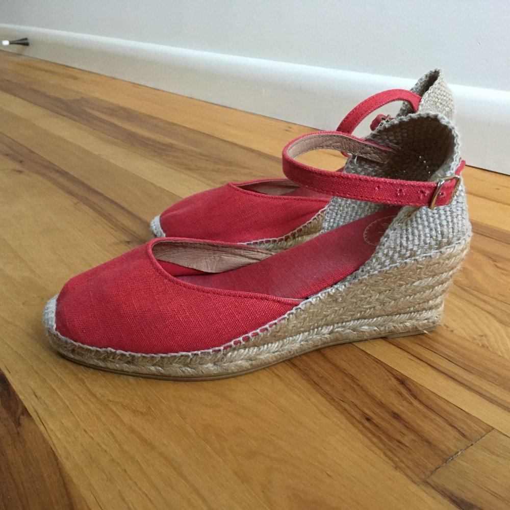 Toni Pons Origens Caldes Vegan Espadrille in Red Size 38 / 7.5